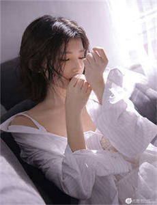花开时想月